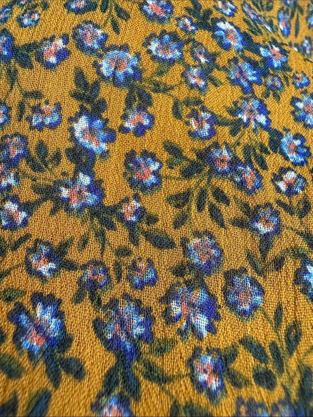 Socialite Flowered Dress with Ruffles - Picture 4 of 5
